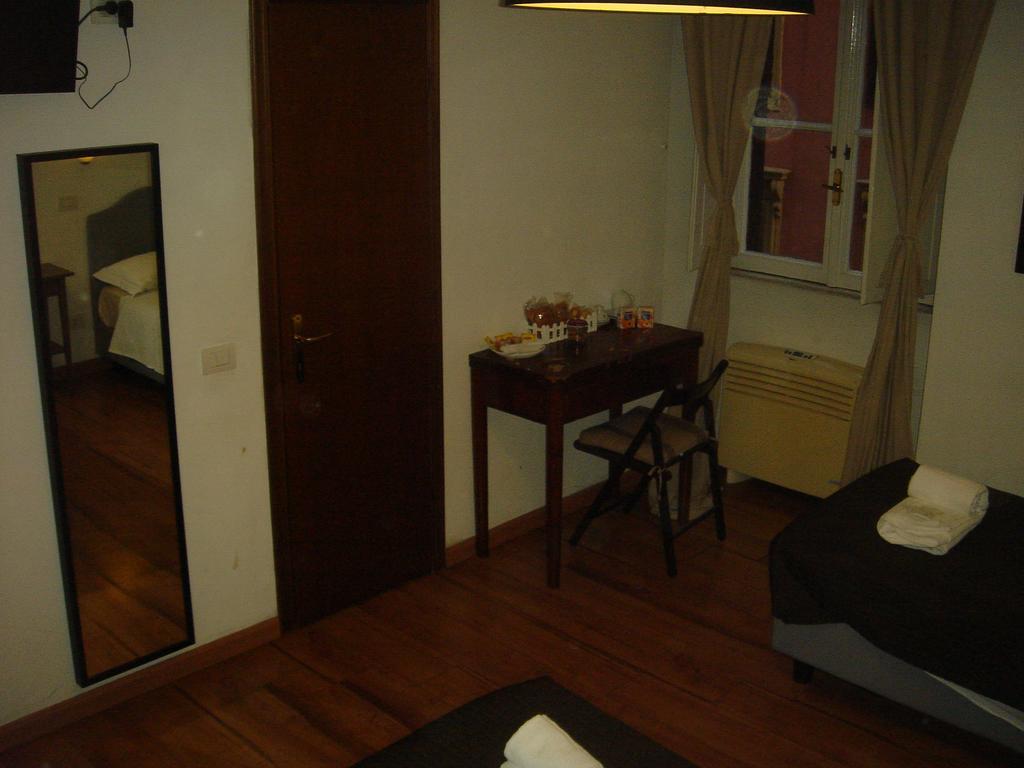 Bed & Breakfast Flavia 84 Roma Cameră foto
