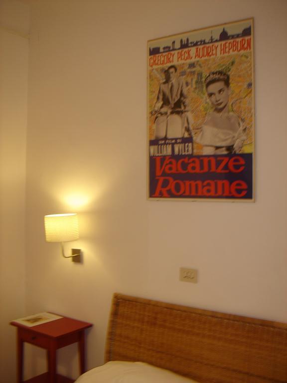 Bed & Breakfast Flavia 84 Roma Cameră foto